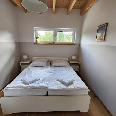 Huegelhaus Fuerstenberg شقة