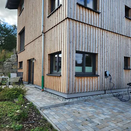 Huegelhaus Fuerstenberg *